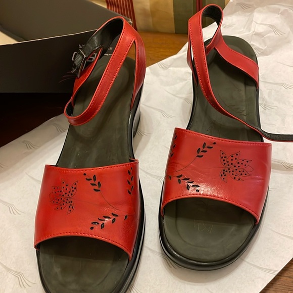 Dansko Anais heel, Red, Sz39 - Picture 1 of 5